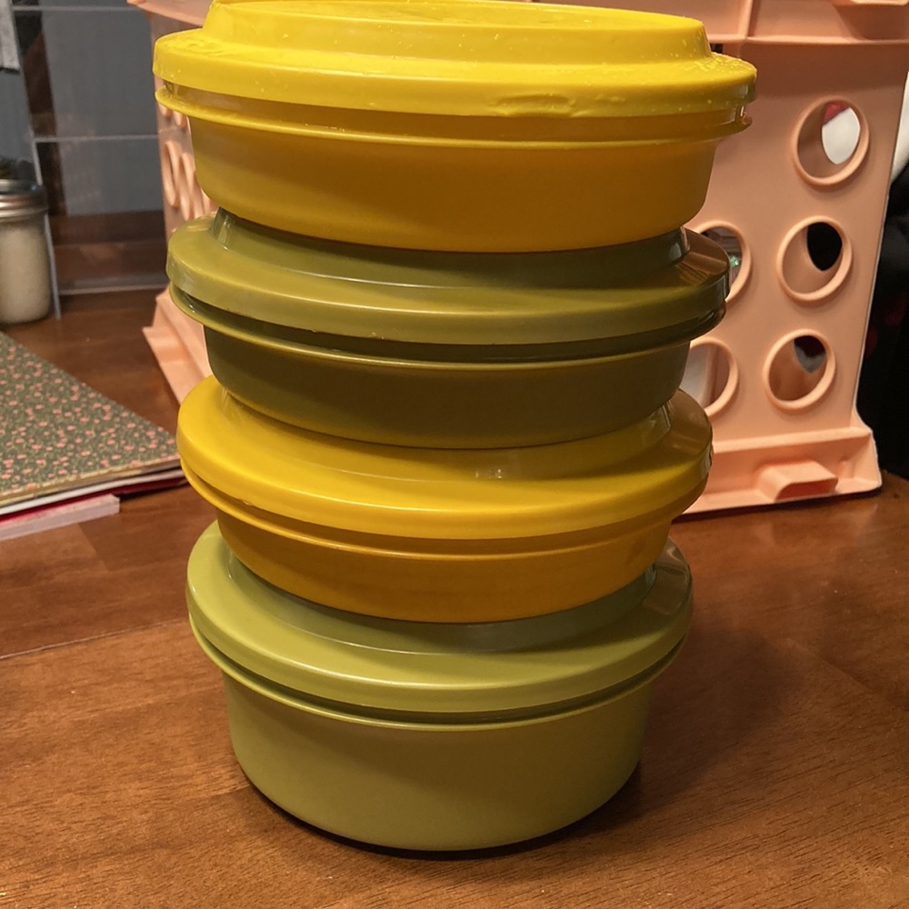 Four Vintage Tupperware Bowls with Lids
